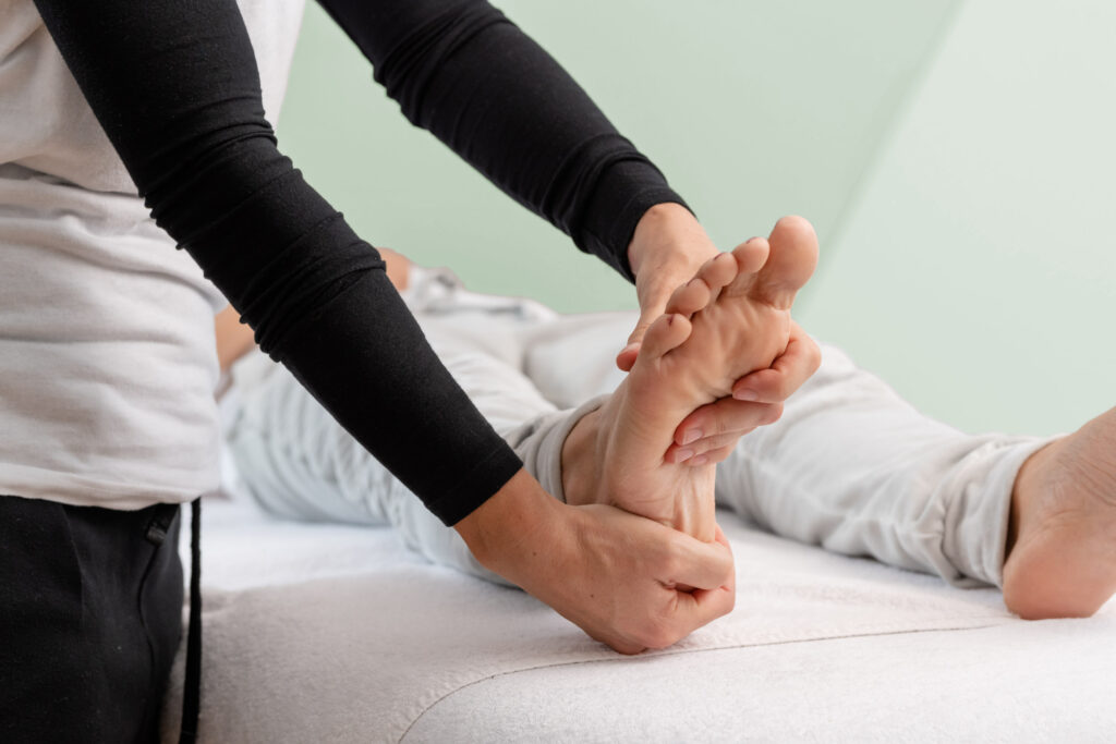 martina-salathe-knochen-arbeit-2